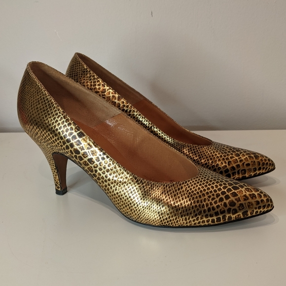 Vintage Bally Gold Magique pump - Picture 3 of 14